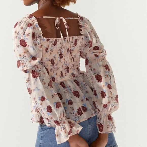 Francesca's Miami Collection Floral Print Cream Blouse S - Picture 3 of 4
